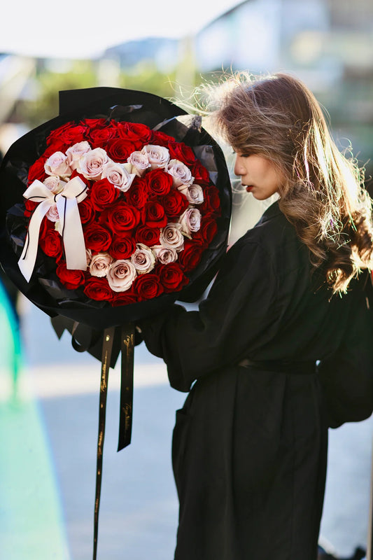52 Love Heart Rose Bouquet 52 爱心满怀