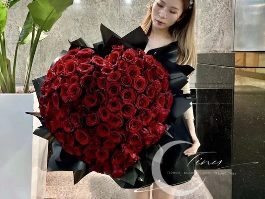 99 Love Heart Rose Bouquet 99 爱心满怀