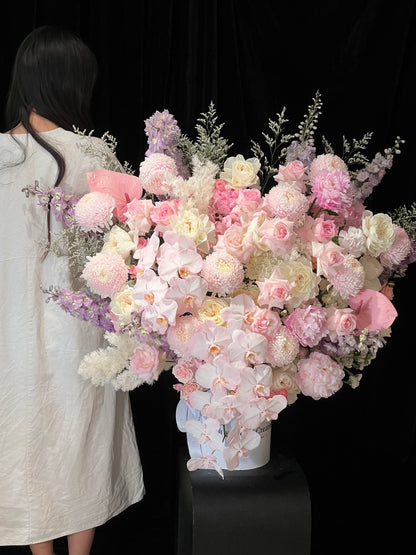 Love's Ambition - Luxury Table Arrangement  许我耀眼豪华版桌花