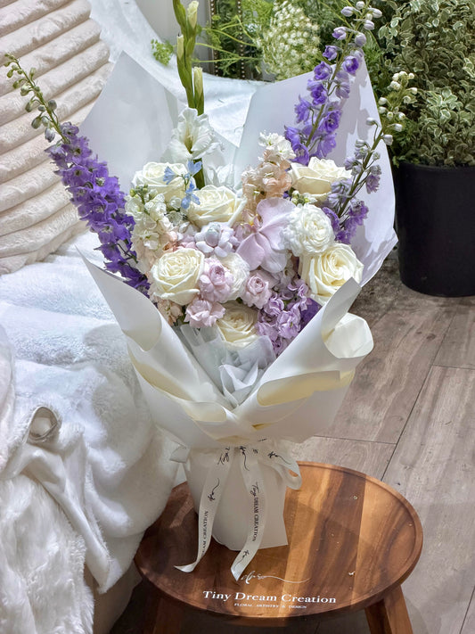 Lilac Reverie 梦幻紫境 original photograph